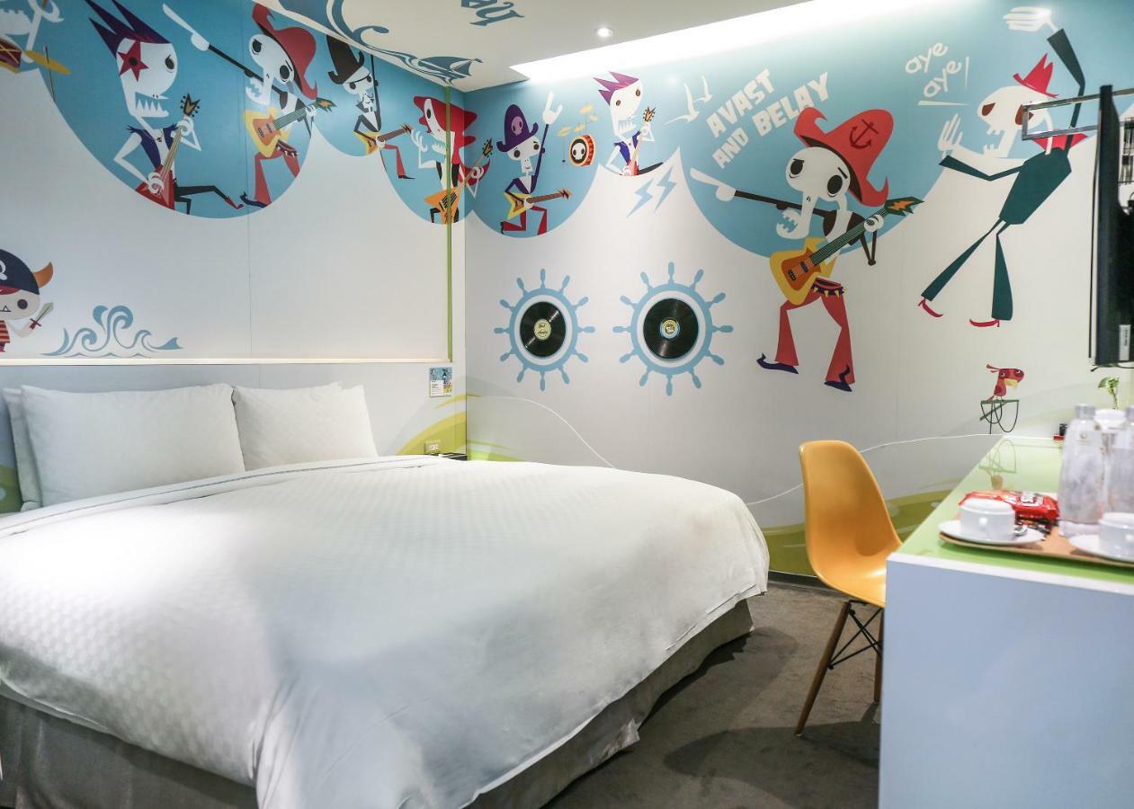 Cityinn Hotel Plus - Taichung Station Branch Esterno foto
